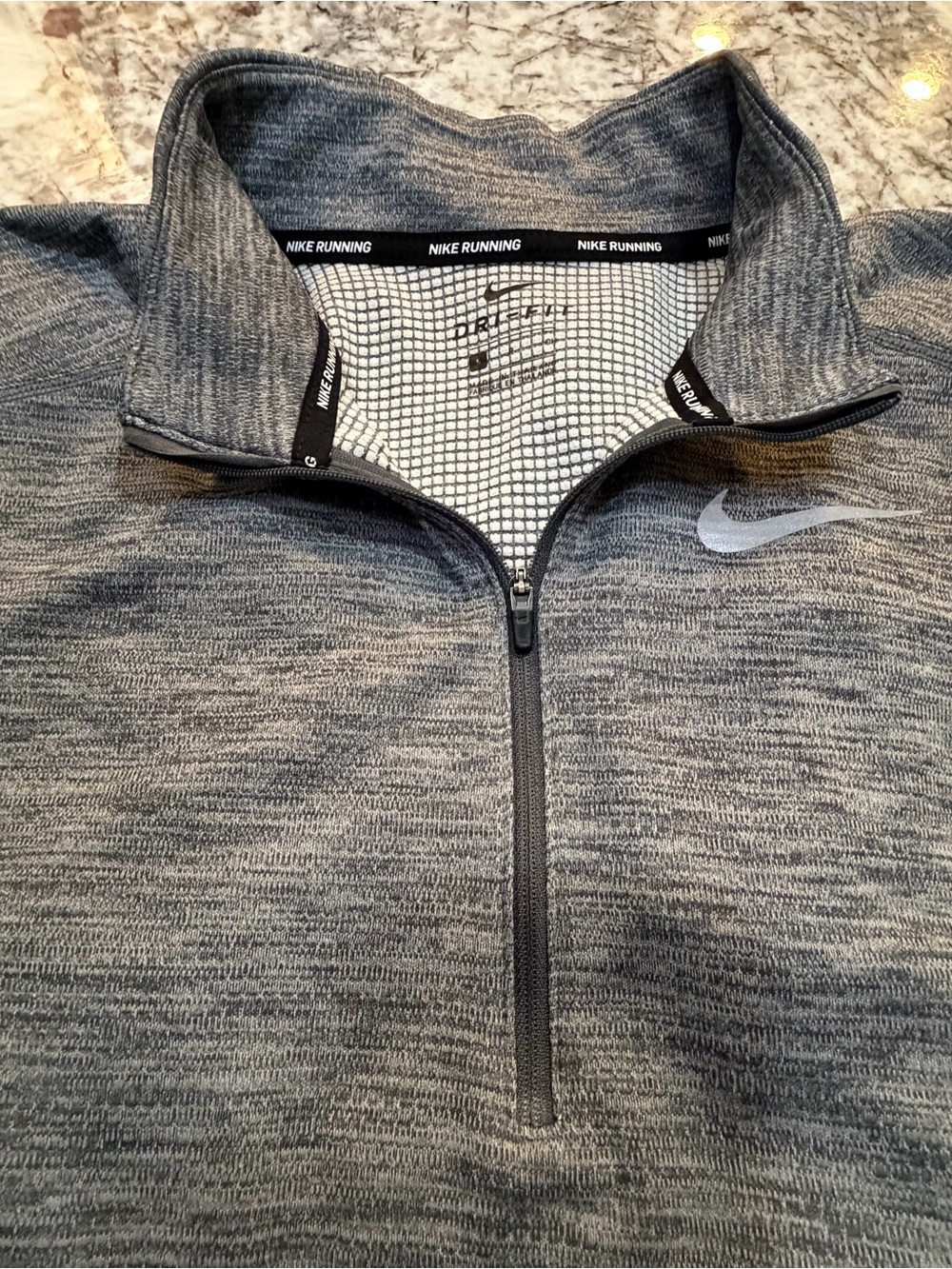 Nike Men’s S Heather Gray Quarter-Zip Pullover - Picture 7 of 8